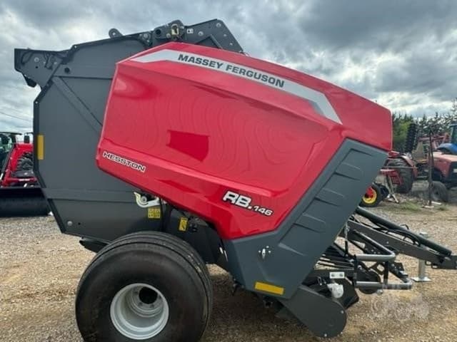 Image of Massey Ferguson RB.146 equipment image 4