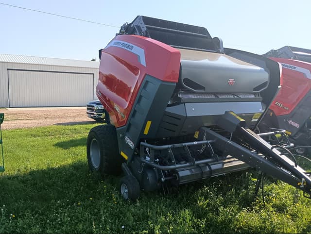 Image of Massey Ferguson RB.156 equipment image 3
