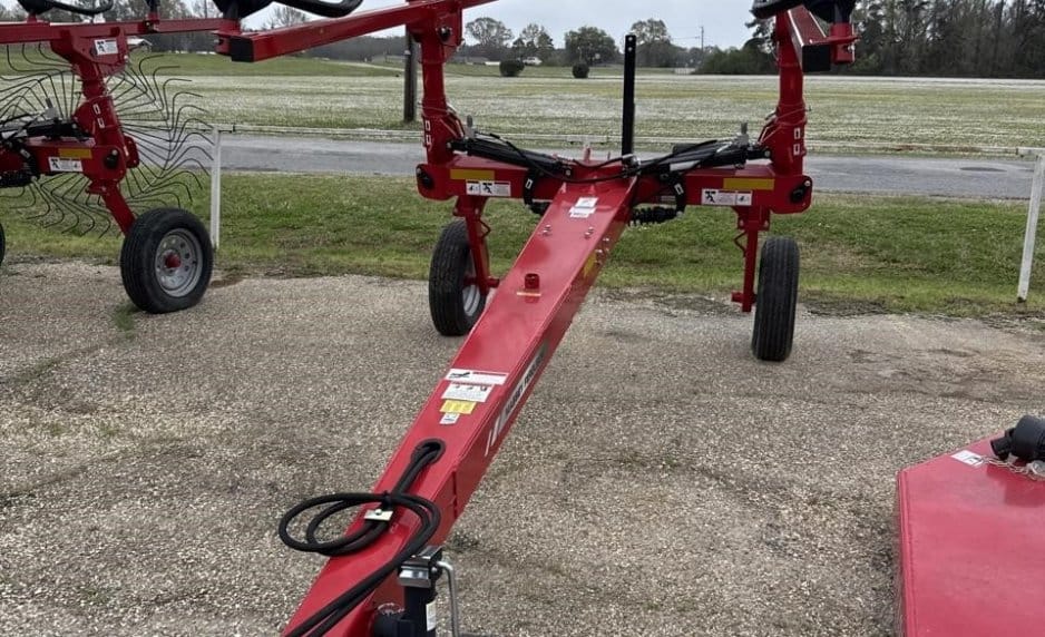 Massey Ferguson RK2412V Equipment Image0