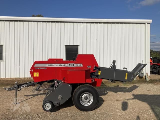 Image of Massey Ferguson 1840 equipment image 1