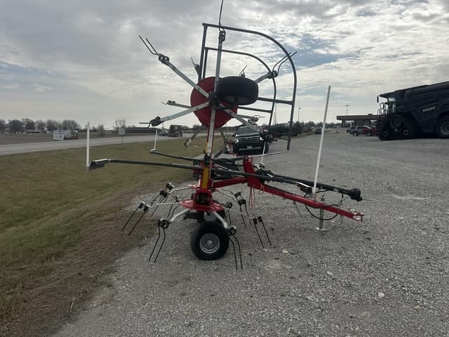 Image of Massey Ferguson TD524 equipment image 1