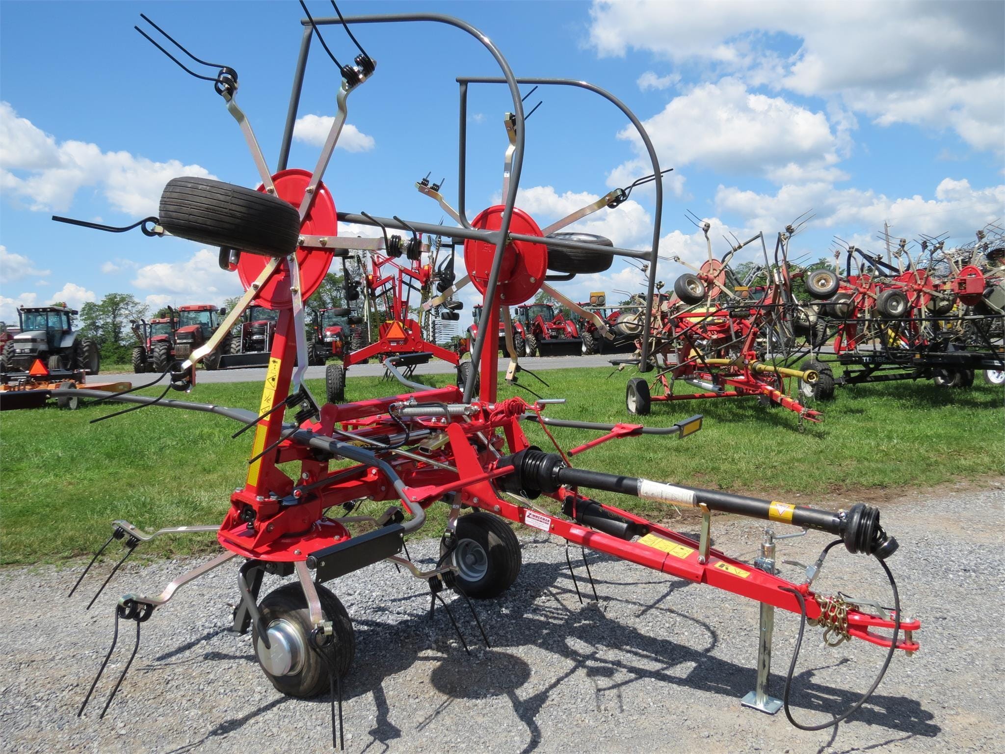 2024 Massey Ferguson TD524 Equipment Image0