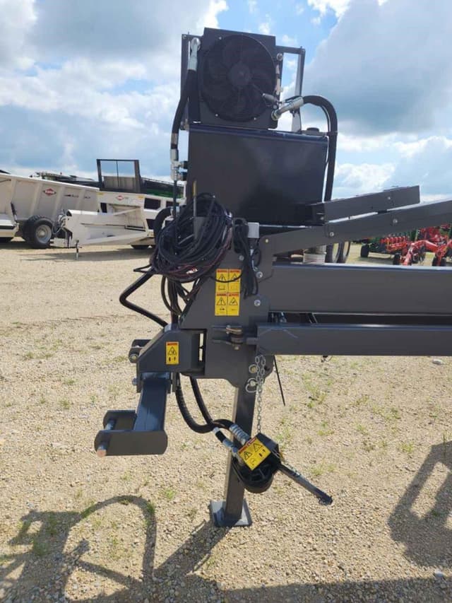 Image of Massey Ferguson VF1230 equipment image 4