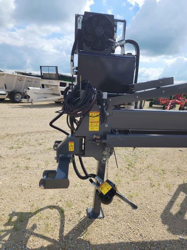 Image of Massey Ferguson MFVF12-30 equipment image 4