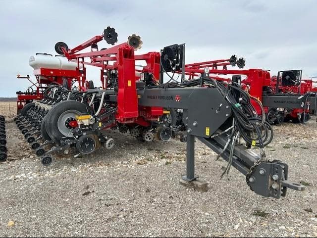 Image of Massey Ferguson VF2430 equipment image 1