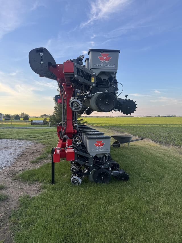 Image of Massey Ferguson VS1630 equipment image 4