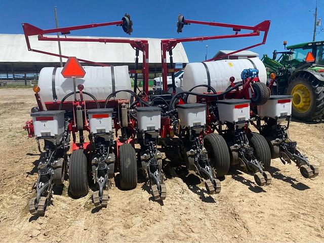 Image of Massey Ferguson 1230 equipment image 3