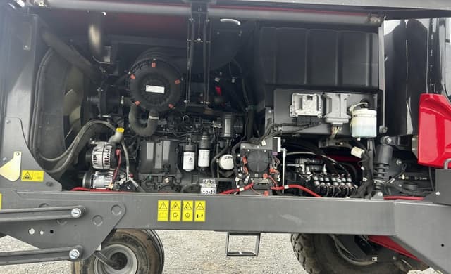 Image of Massey Ferguson WR235 equipment image 3