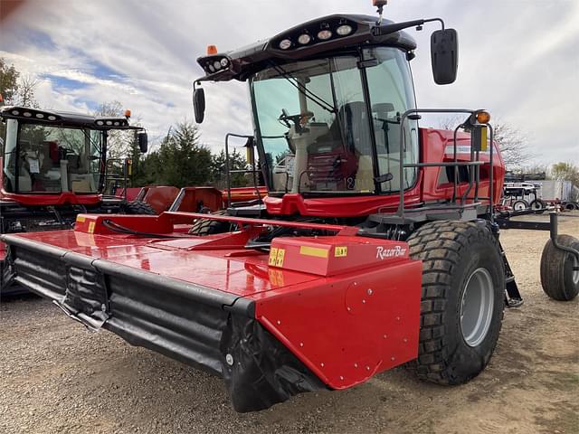 Image of Massey Ferguson WR235 equipment image 3