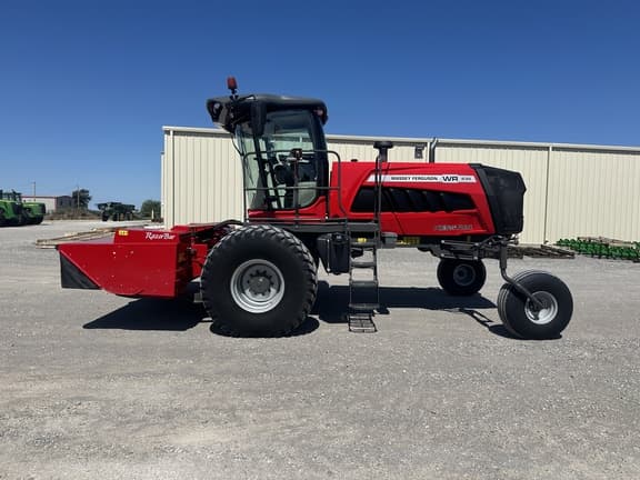 Image of Massey Ferguson WR235 equipment image 1