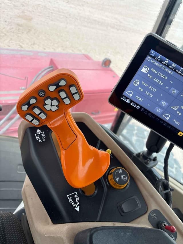 Image of Massey Ferguson WR265 equipment image 4