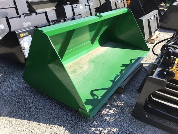 2024 Mast Bucket Equipment Image0