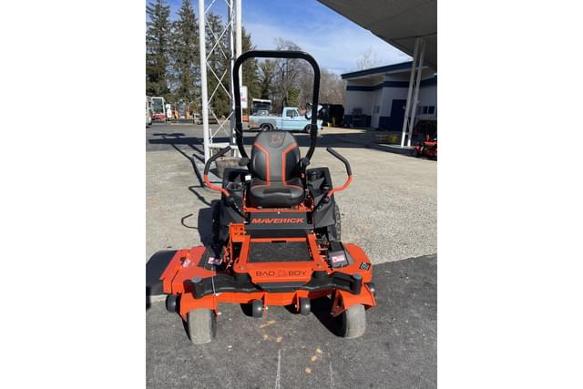 Image of Bad Boy Maverick equipment image 2