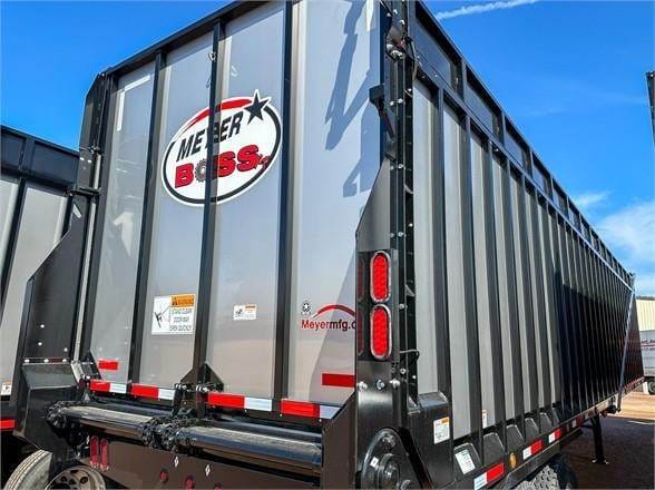 2024 Meyer 9136RT Equipment Image0