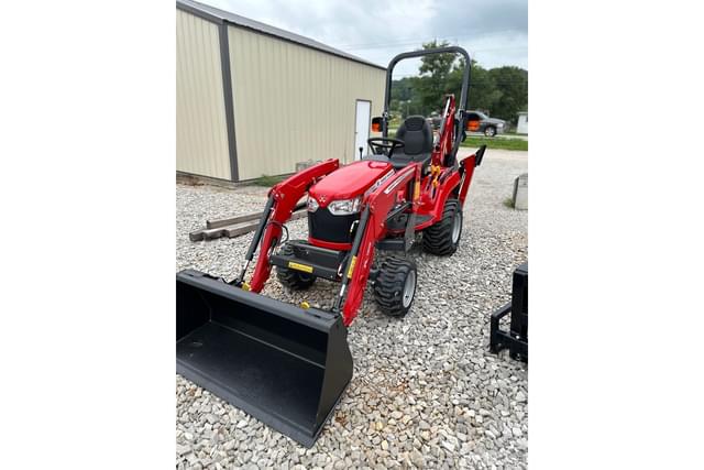 Image of Massey Ferguson GC1723EB equipment image 1