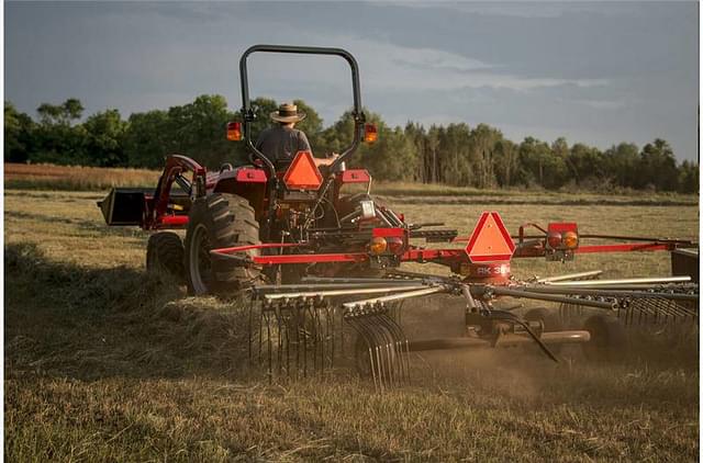 Image of Massey Ferguson 451 equipment image 3