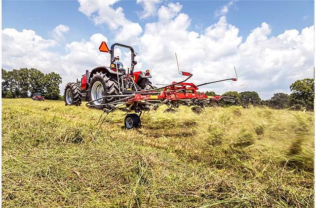 Image of Massey Ferguson TD524 equipment image 3