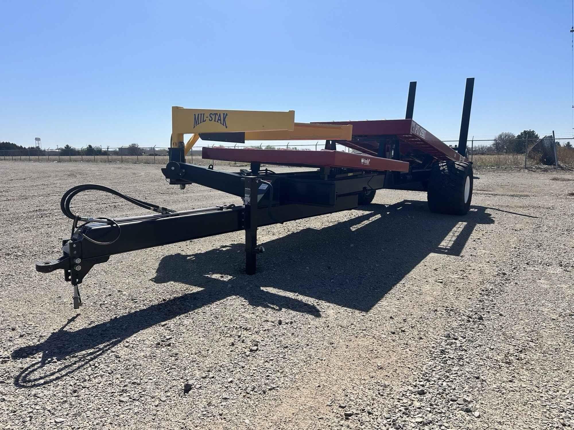 2024 Mil-Stak PT/2150 Equipment Image0