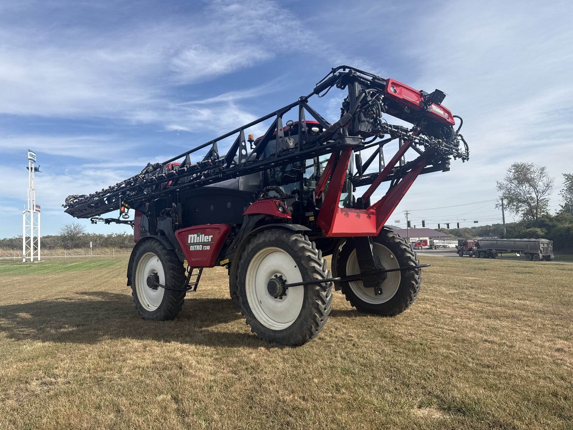 2024 Miller Nitro 7310 Equipment Image0