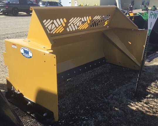2024 Thielen Snow Pusher Equipment Image0