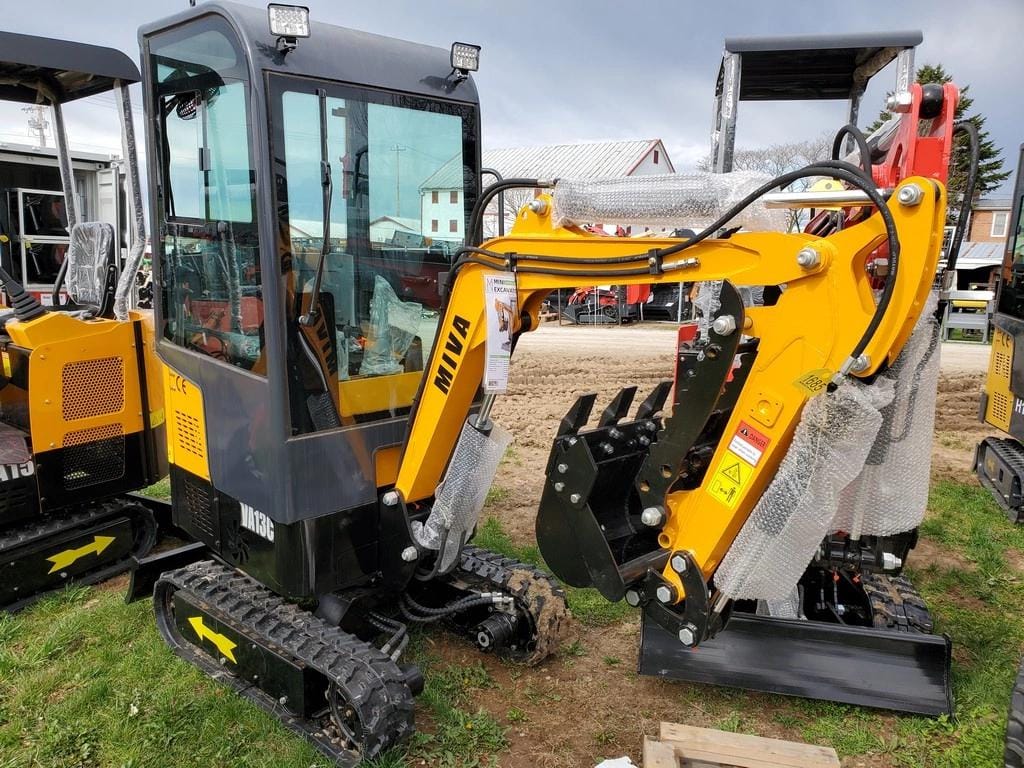 Main image Miva VA13C