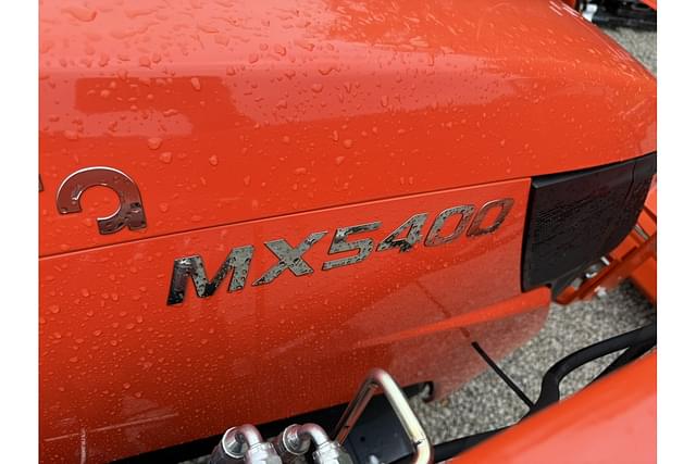 Image of Kubota MX5400HST equipment image 2
