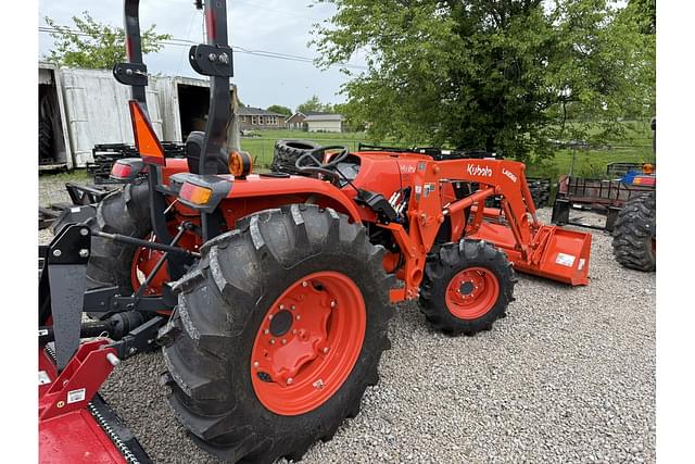Image of Kubota MX5400HST equipment image 1
