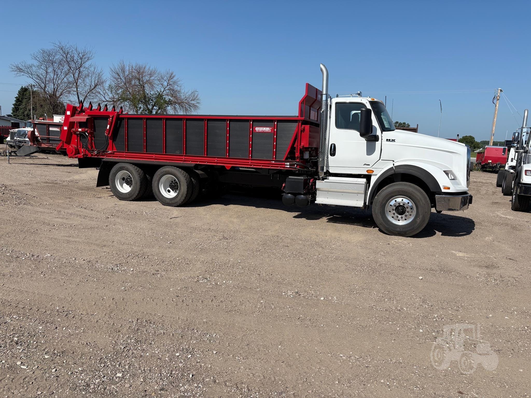 2024 Neville Built Undetermined Equipment Image0