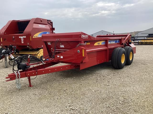 Image of New Holland 195 equipment image 1