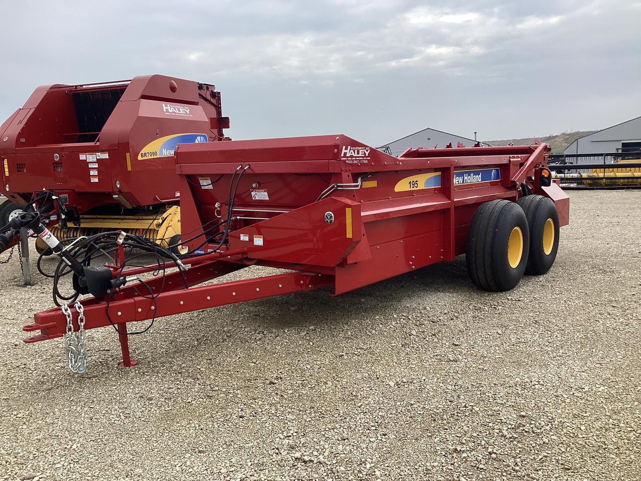 2024 New Holland 195 Equipment Image0