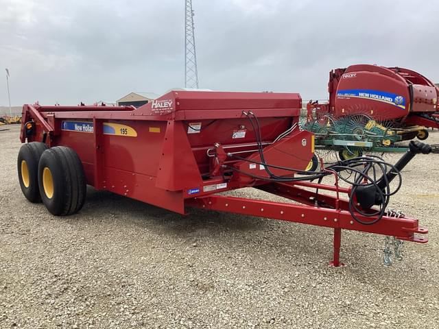 Image of New Holland 195 equipment image 2