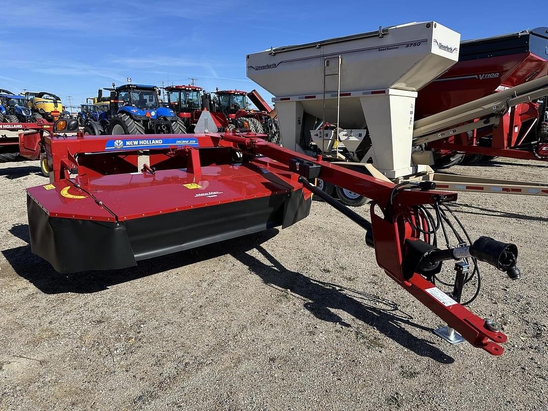 Image of New Holland Discbine 209 Primary image