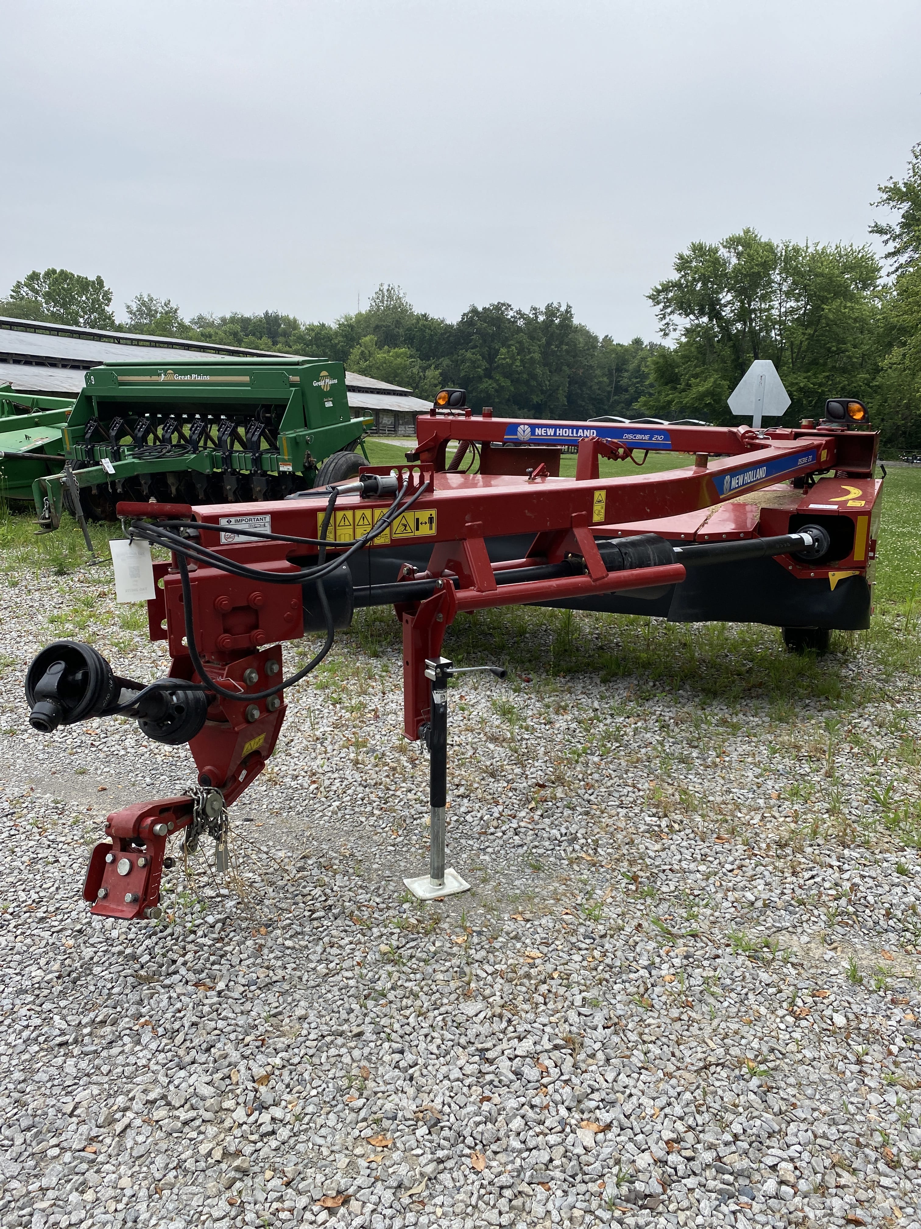 2024 New Holland 210 Equipment Image0