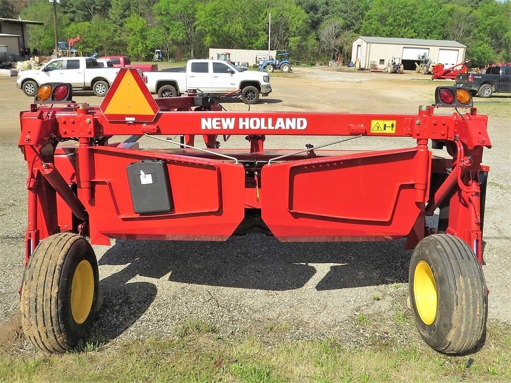 2024 New Holland 210 Equipment Image0