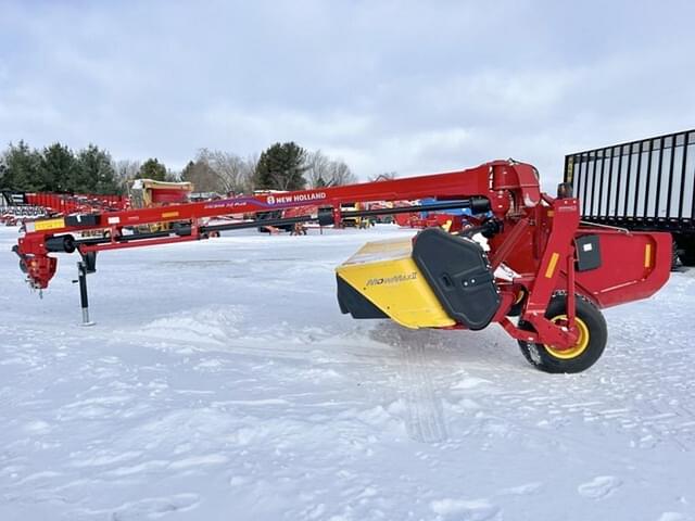 Image of New Holland 312 Plus equipment image 3