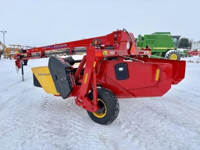 Image of New Holland 312 Plus equipment image 3