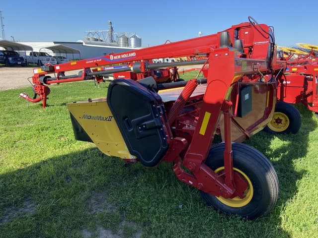 Image of New Holland 313 Plus equipment image 2