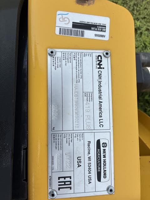 Image of New Holland 419 Plus equipment image 4