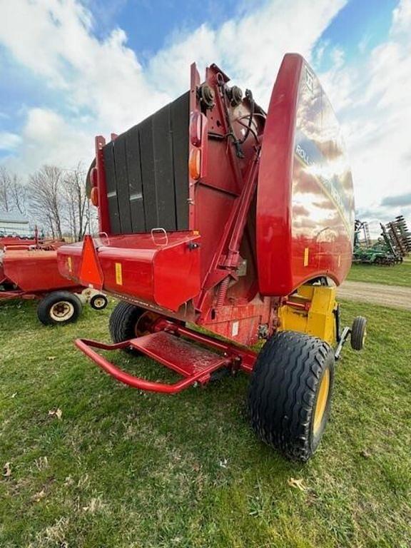 Image of New Holland 450 equipment image 1