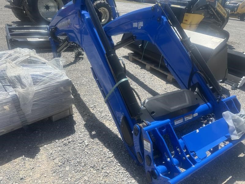 Image of New Holland 935LA Image 1