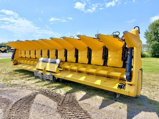 Image of New Holland 980CR equipment image 1