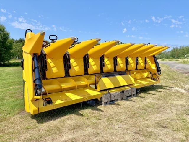 Image of New Holland 980CR equipment image 2