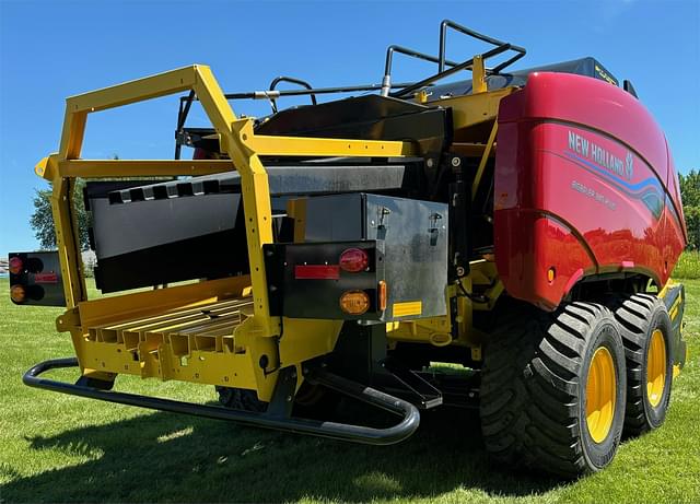 Image of New Holland Big Baler 340 Plus equipment image 4