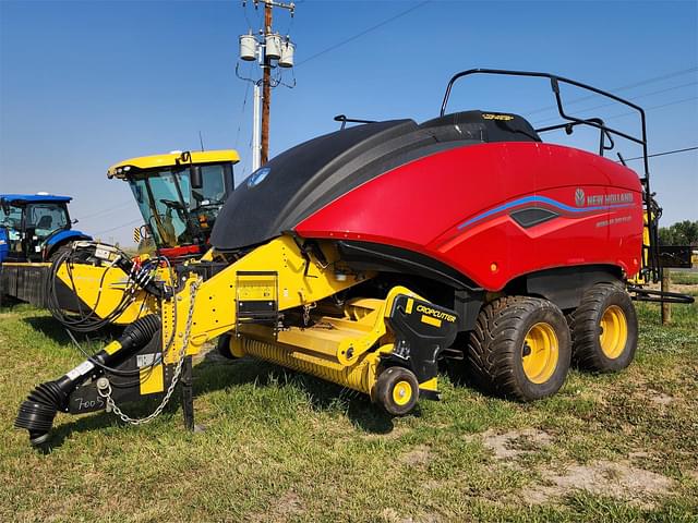 Image of New Holland Big Baler 340 equipment image 1