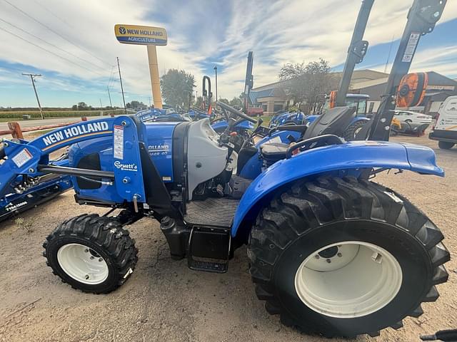 Image of New Holland Boomer 40 equipment image 1