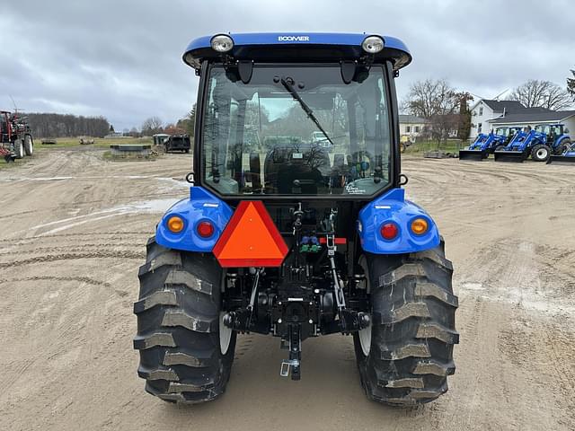 Image of New Holland Boomer 45 equipment image 3