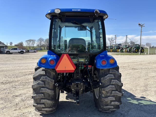 Image of New Holland Boomer 45 equipment image 3
