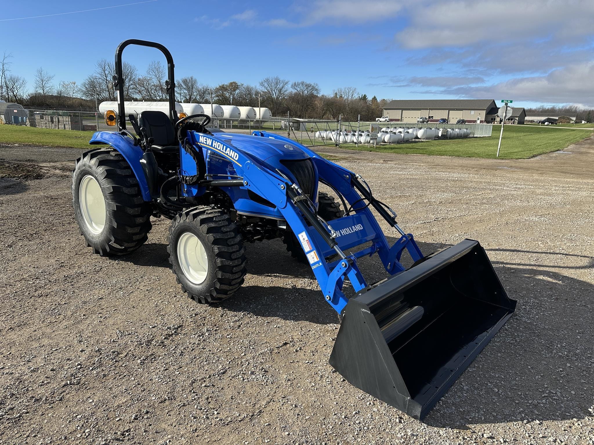 2024 New Holland Boomer 45 Equipment Image0