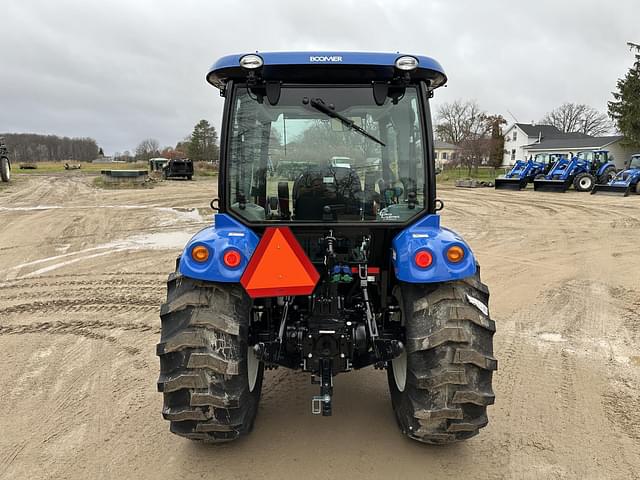 Image of New Holland Boomer 50 equipment image 3