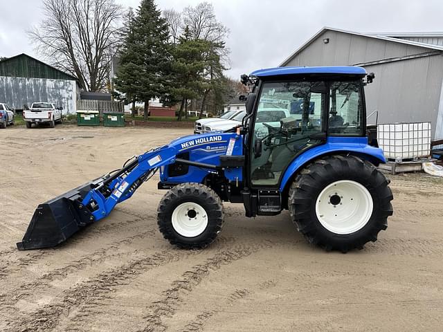 Image of New Holland Boomer 50 equipment image 1